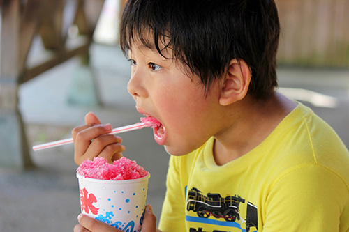 お店でかき氷も販売しております。